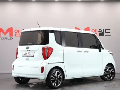 Kia Ray 2012, 109812 км, за 5830000 KRW