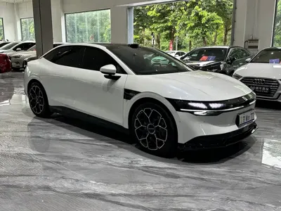 Zeekr 007 2024, 40000 км, за 139800 CNY