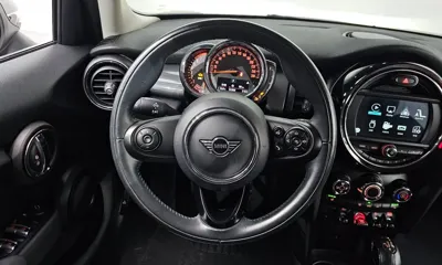 MINI Cooper 2019, 55386 км, за 17000000 KRW - фото 14
