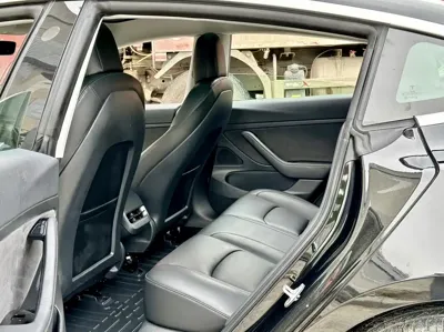 Tesla Model 3 2020, 83000 км, за 99000 CNY - фото 6