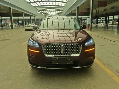 Lincoln Corsair 2022, 66500 км, за 92100 CNY