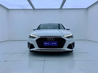 Audi A4L 2023, 55199 км, за 139800 CNY