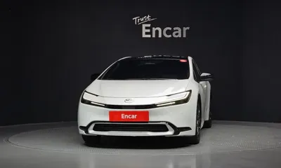 Toyota Prius 2024, 17370 км, за 39990000 KRW