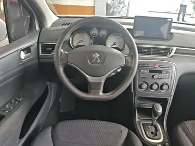 Peugeot 308 2017, 120200 км, за 21300 CNY - фото 17