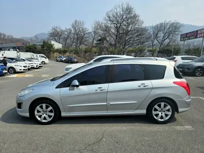 Peugeot 308 2014, 160000 км, за 2900000 KRW - фото 19
