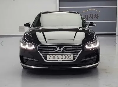 Hyundai Grandeur 2017, 96421 км, за 10671.08 USD