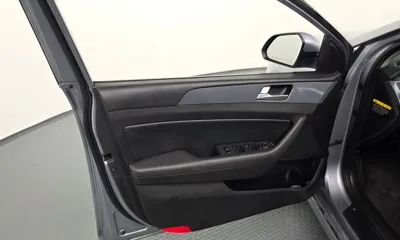 Hyundai Sonata 2017, 150417 км, за 9000000 KRW - фото 24