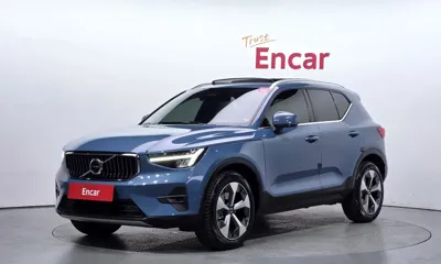 Volvo XC40 · 2023 год