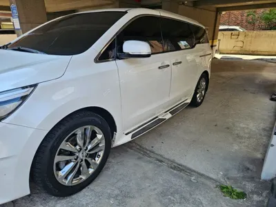 Kia Canival · 2017 год