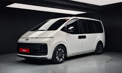 Hyundai Staria · 2024 год