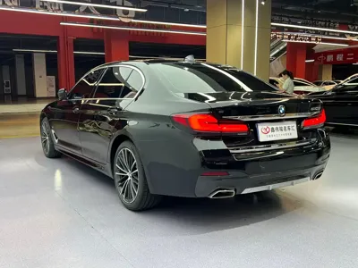 BMW 5 Series 2023, 34000 км, за 245799 CNY - фото 17