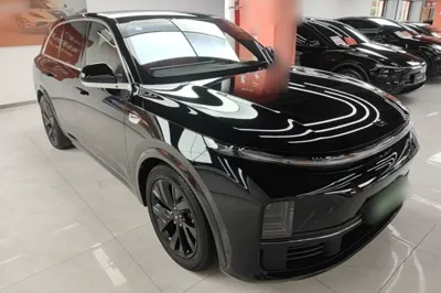 Li Auto L7 2023, 38500 км, за 227440.2 CNY