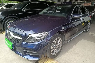 Mercedes-Benz C-Class · 2020 год