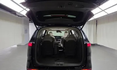 Kia Canival 2023, 27027 км, за 34900000 KRW - фото 20