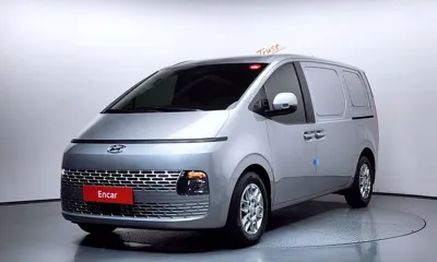 Hyundai Staria · 2023 год