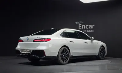 BMW 7-Series 2025, 7310 км, за 143500000 KRW