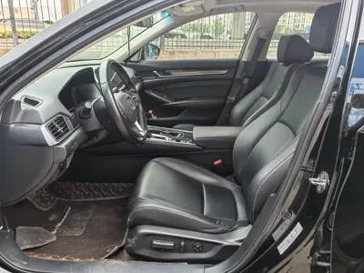 Honda Accord 2022, 56000 км, за 113800 CNY - фото 7