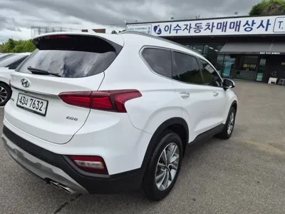 Hyundai Santafe 2019, 108120 км, за 18700000 KRW