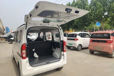 Wuling Zhiguang New Energy 2025, 100 км, за 62031.47 CNY - фото 27