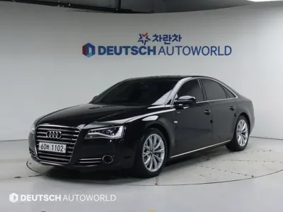 Audi A8 · 2011 год