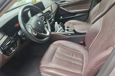 BMW 5 Series 2018, 100600 км, за 147620.08 CNY - фото 12