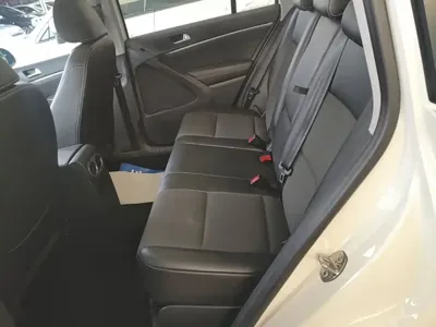 Volkswagen Tiguan 2016, 58000 км, за 62400 CNY - фото 17