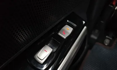 KG_Mobility_Ssangyong TIBOLI 2015, 123435 км, за 5900000 KRW - фото 29