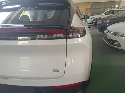 示界 示界06 2025, 12500 км, за 81000 CNY - фото 8