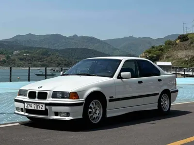 BMW 3-Series · 1995 год