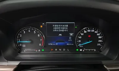 Ford Explorer 2023, 13736 км, за 35500000 KRW - фото 8