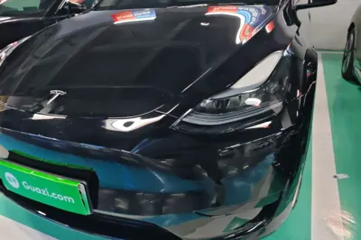 Tesla Model Y 2022, 55599 км, за 178460.29 CNY - фото 8