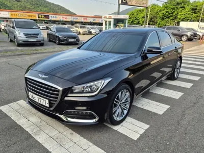 Genesis G80 · 2017 год