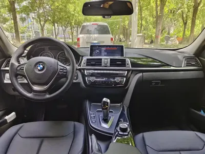 BMW 3 Series 2017, 122000 км, за 66000 CNY - фото 8