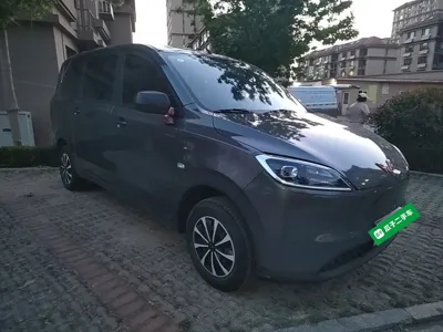 Wuling Hongguang New Energy 2024, 10900 км, за 65669.97 CNY