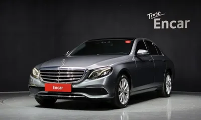 Mercedes-Benz E-Class · 2017 год