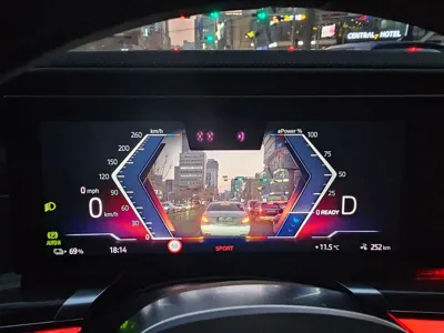 BMW i7 · 2025 год