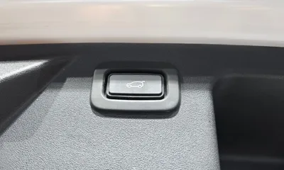 Land Rover Discovery Sport 2020, 81544 км, за 23800000 KRW - фото 27