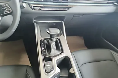 Geely Auto Emgrand 2026, 100 км, за 73717.18 CNY