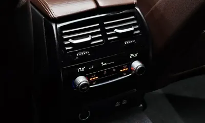 BMW 5-Series 2022, 60728 км, за 42500000 KRW - фото 30