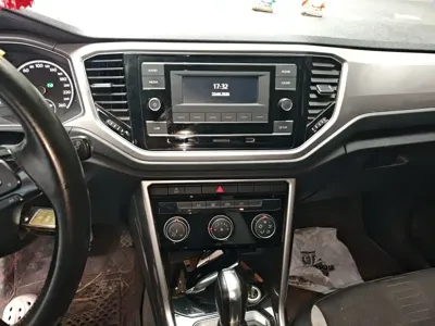 Volkswagen T-Roc 2018, 85300 км, за 45500 CNY - фото 10