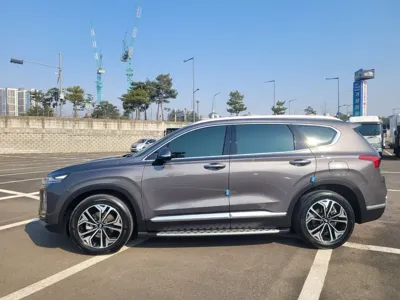 Hyundai Santafe 2020, 128258 км, за 17900000 KRW