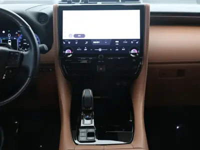 Toyota Vellfire 2025, 24000 км, за 758000 CNY - фото 7