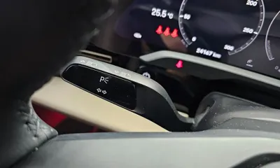 Porsche Taycan 2021, 24167 км, за 108000000 KRW - фото 32