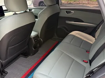 Roewe 荣威D6 2025, 30000 км, за 54800 CNY - фото 8