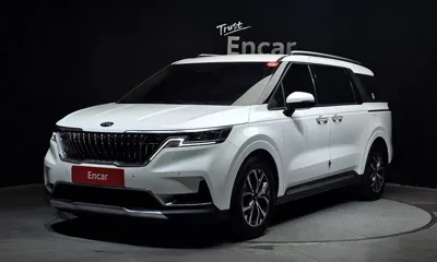 Kia Canival · 2021 год