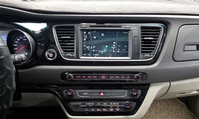Kia Canival 2016, 228264 км, за 6000000 KRW - фото 14