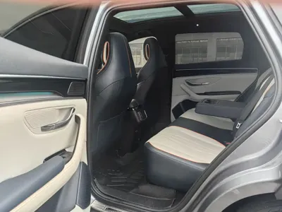 BYD PLUS New Energy 2021, 79000 км, за 79800 CNY - фото 17