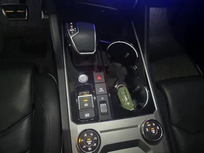 Volkswagen Touareg 2021, 55100 км, за 69990000 KRW - фото 9