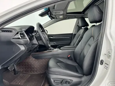 Toyota Camry 2021, 75000 км, за 102800 CNY - фото 6