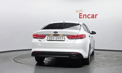 Kia K5 2016, 124366 км, за 9000000 KRW